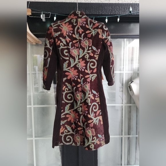 😍Yes, the trench coat is a perennial and stylish staple for fall,  - Picture 3 of 7